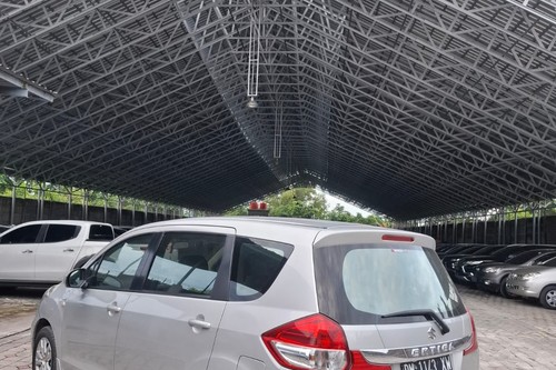 Dijual 2016 Suzuki Ertiga GL MT bekas