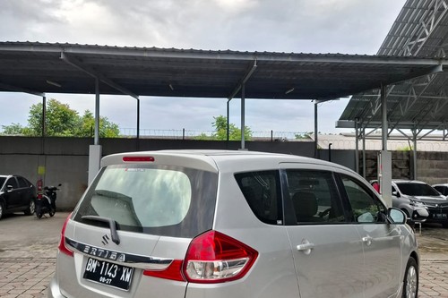 2016 Suzuki Ertiga GL MT bekas