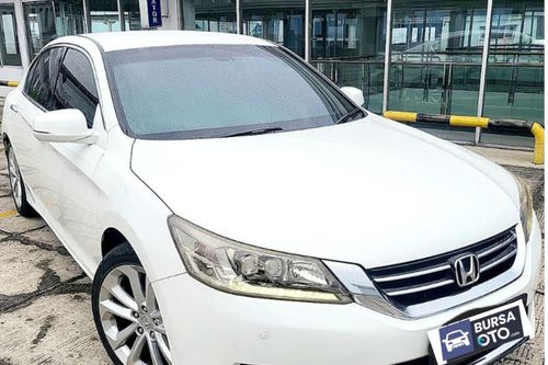 Beli mobil bekas