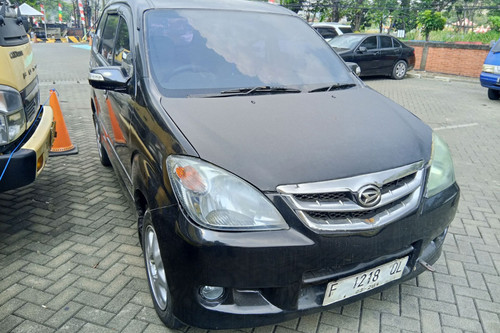 2010 Daihatsu Xenia  VVT-I XI bekas