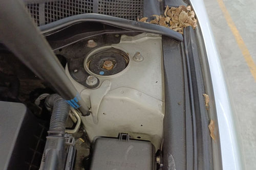 2011 Toyota Camry 2.5 V AT MC bekas