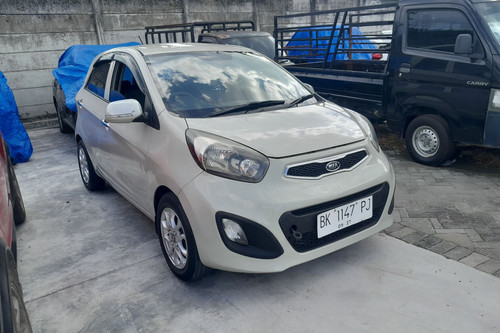 2012 Kia Picanto AT bekas