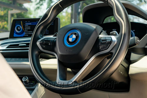 Used 2017 BMW i8 Coupe Hybrid