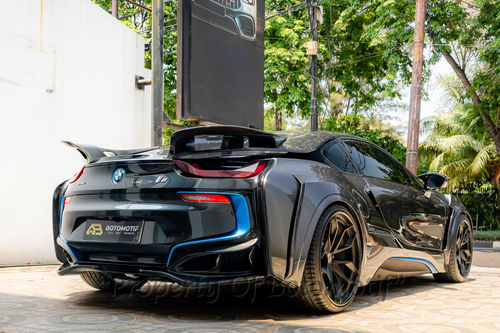 Used 2017 BMW i8 Coupe Hybrid