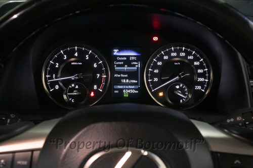 Dijual 2020 Lexus LM 350 (7-Seater) bekas