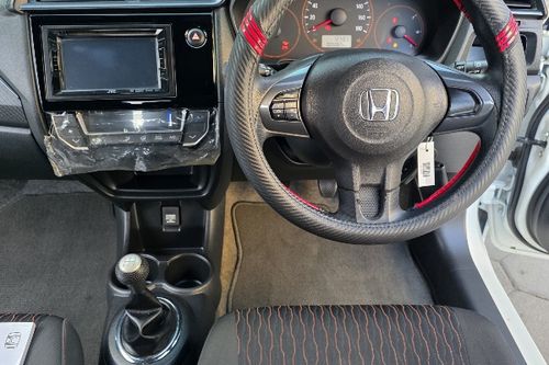 Dijual 2017 Honda Brio RS MT bekas