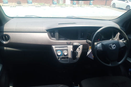 2022 Toyota Calya G AT tua