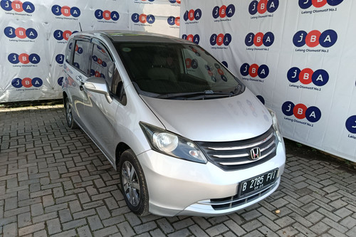 2010 Honda Freed  EA/T bekas