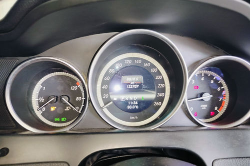 2012 Mercedes Benz C-Class C 200 CGI CLASSIC tua