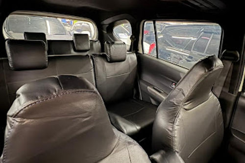 Dijual 2023 Daihatsu Sigra 1.2 R DLX MT bekas