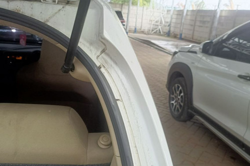 Dijual 2013 Honda Brio E AT bekas