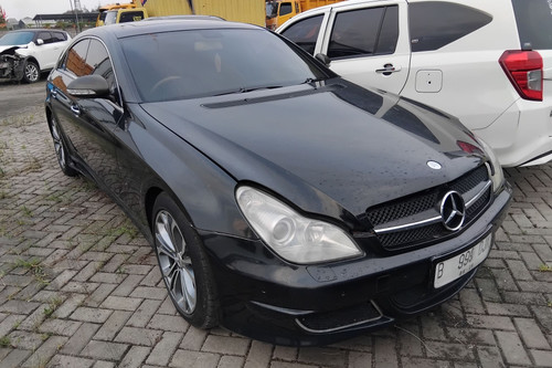 2006 Mercedes Benz CLS-Class 350 bekas
