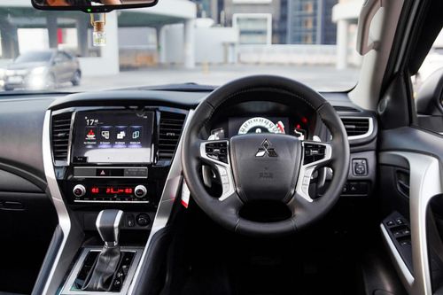 2022 Mitsubishi Pajero Sport Dakar AT 4x2 bekas