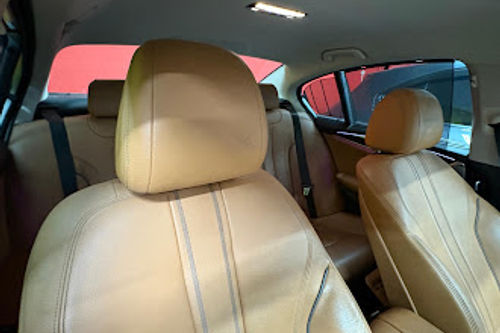 2018 BMW 5 Series Sedan 520i Luxury tua