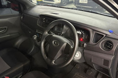 Dijual 2023 Daihatsu Sigra 1.0 D MT bekas