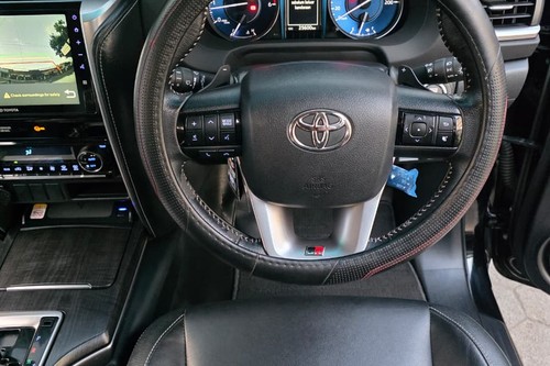 2022 Toyota Fortuner 4x2 2.8 GR Sport AT DSL tua