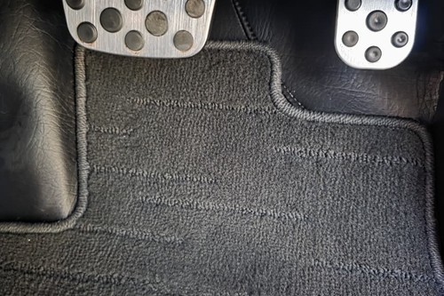 Dijual 2022 Toyota Fortuner 4x2 2.8 GR Sport AT DSL bekas