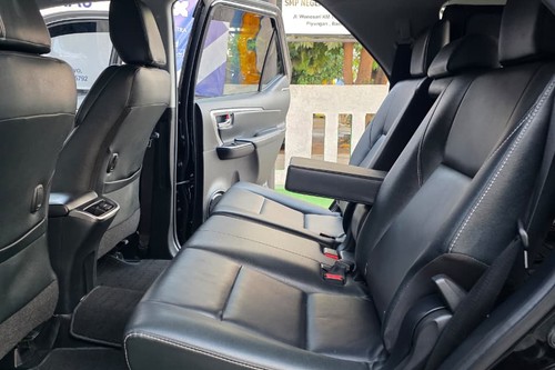 2022 Toyota Fortuner 4x2 2.8 GR Sport AT DSL bekas