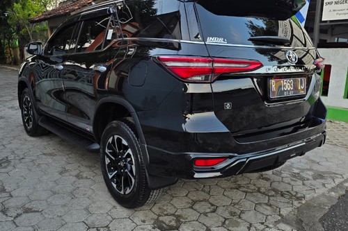 2022 Toyota Fortuner 4x2 2.8 GR Sport AT DSL tua
