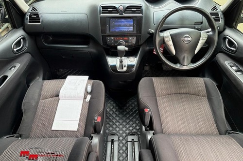 2017 Nissan Serena 2.0L X AT HWS bekas