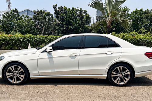 Dijual 2014 Mercedes Benz E-Class E 250 AT (CKD) bekas