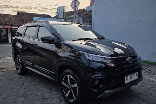 Second hand 2024 Toyota Rush 1.5 S AT GR Sport 