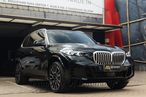 Used 2023 BMW X5 xDrive40i M Sport