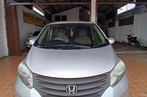 2011 Honda Freed  S AT bekas