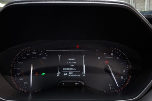 2023 Wuling Alvez CE bekas