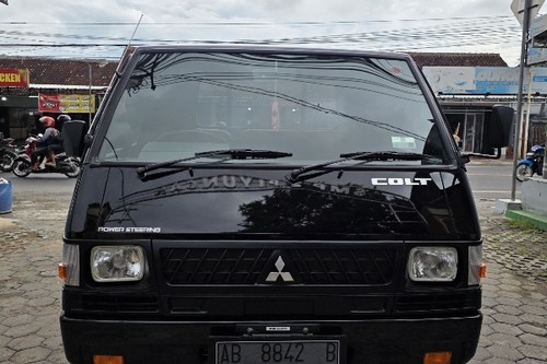 2022 Mitsubishi L300  L300 D PU FD bekas