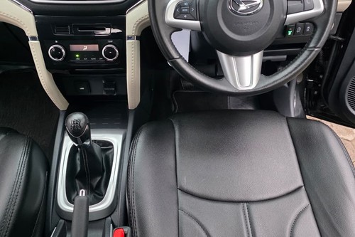 2022 Daihatsu Terios R 1.5 MT tua