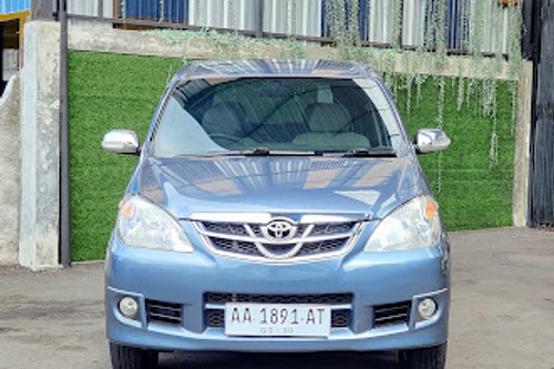 Used 2010 Toyota Avanza 1.3G MT