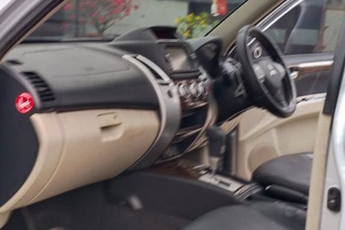 2014 Mitsubishi Pajero Sport Dakar AT 4x2 bekas