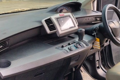 2010 Honda Freed PSD tua