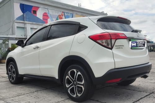 Dijual 2019 Honda HRV 1.5L E CVT bekas