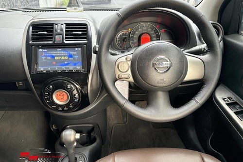 2014 Nissan March 1.5L AT bekas