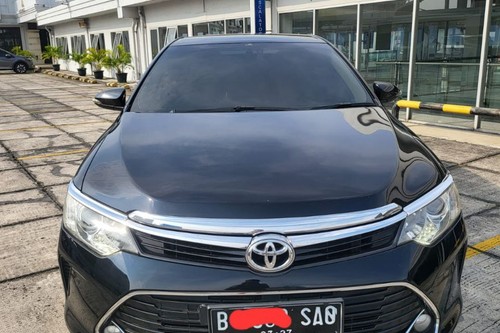 Used 2017 Toyota Camry V 2.5L AT