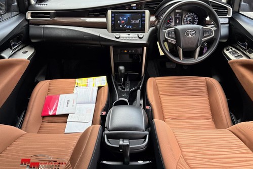 2019 Toyota Kijang Innova 2.0 V AT bekas