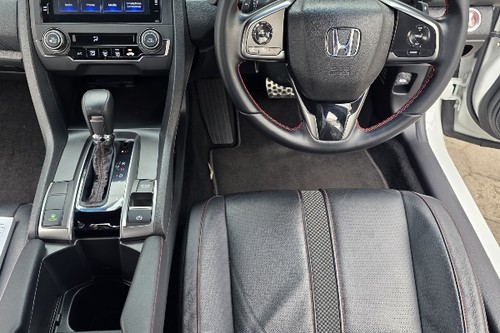 2021 Honda Civic Hatchback TURBO HATCHBACK E 1.5 AT tua