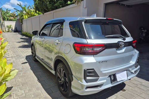 Dijual 2022 Toyota Raize 1.0 Turbo GR Sport CVT bekas