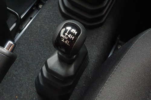 Beli mobil bekas