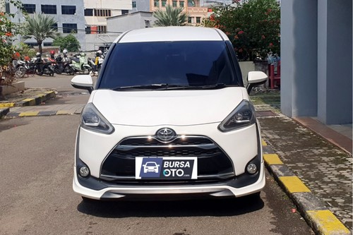 2017 Toyota Sienta Q CVT bekas