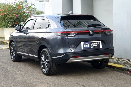 2024 Honda HRV 1.5L SE CVT tua