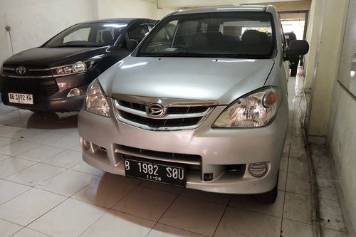 2011 Daihatsu Xenia  Xi Deluxe + 1.3L MT bekas