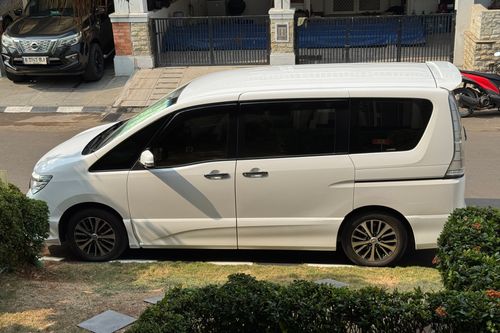 2017 Nissan Serena  Highway Star bekas