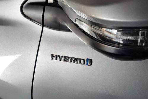 2024 Toyota Kijang Innova Zenix Hybrid EV 2.0L G HV CVT bekas