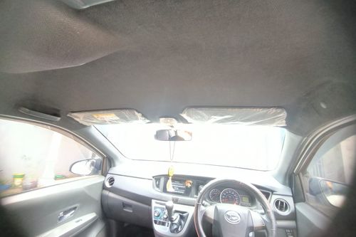 2022 Daihatsu Sigra 1.2 R MT tua