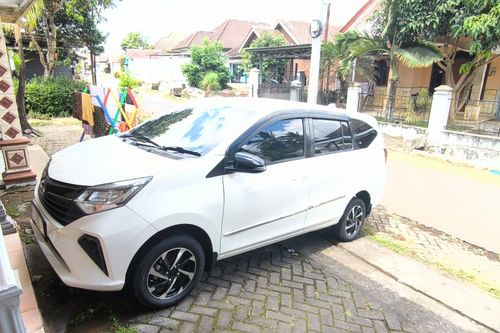 Dijual 2022 Daihatsu Sigra 1.2 R MT bekas