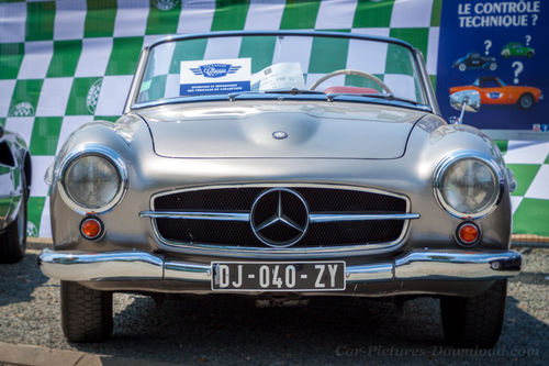 2015 BMW X1 SDRIVE 18i SPORT bekas