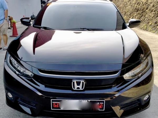 2018 Honda Civic RS Turbo CVT